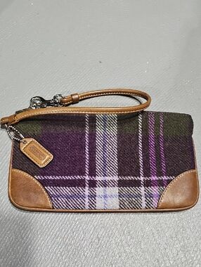 Coach EUC 8977 VTG Tweed Tartan Plaid Wool W/ Leather Trim Clutch/Wristlet Plum